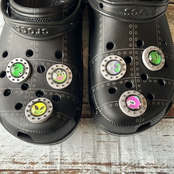 Men’s Croc’s Ron English Black/ Polished Black With Gibbets Men Size 11 main image 4